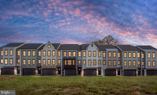 Building Photo - 354 Evermore Ln