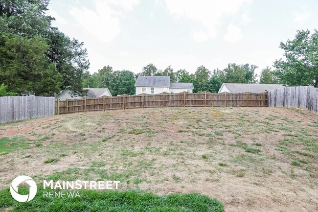 Building Photo - 604 Walnut Crossing Dr