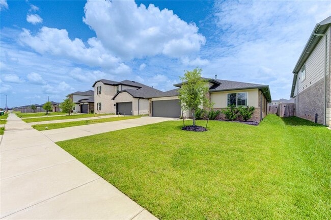Building Photo - 30026 Gallatin River Ln