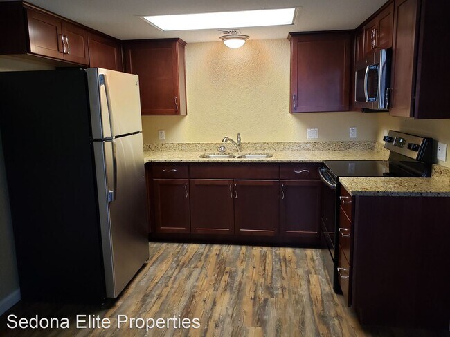 Building Photo - 120 E Cortez Dr