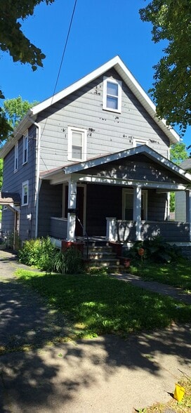 Building Photo - 1734 Ogden Ave NW