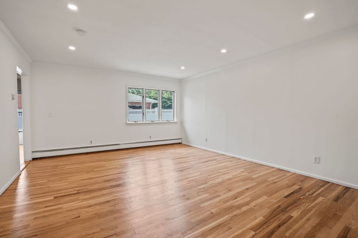 Building Photo - 17 Edgar Ct