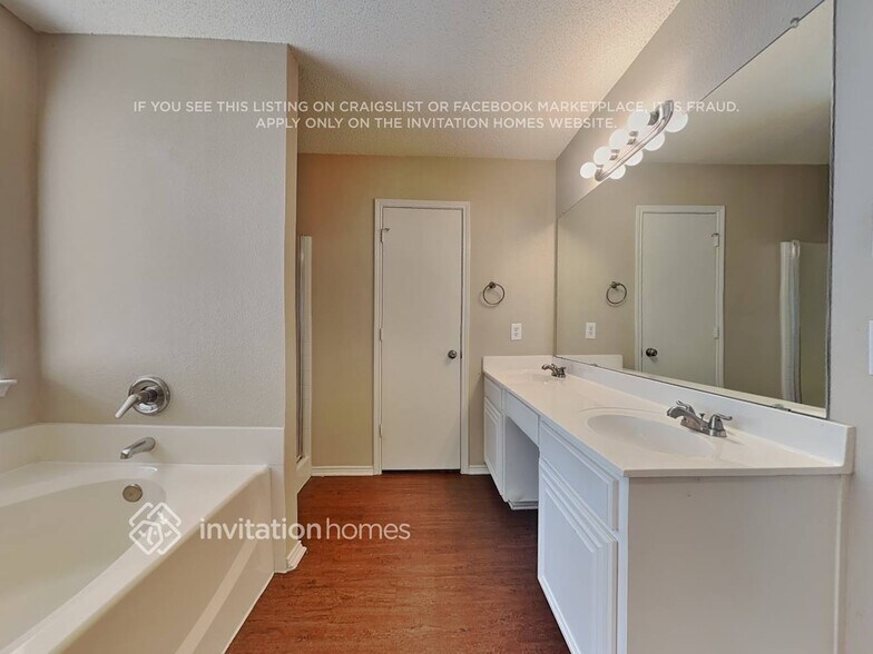 Building Photo - 8004 Mourning Dove Dr