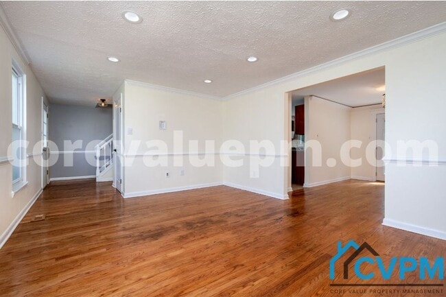Building Photo - 10827 Topbranch Ln