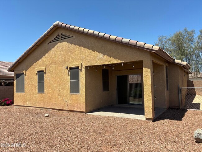 Building Photo - 24775 W Dove Trail