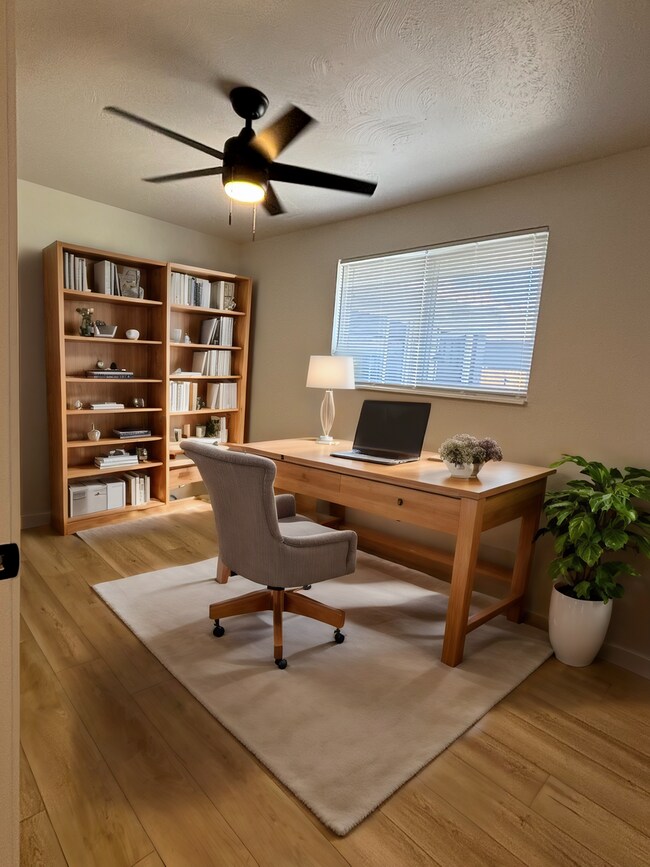 Building Photo - Gorgeous newly remodeled one 2 bedroom one bath condo