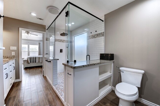 Building Photo - 1423 Sand Lake Ln