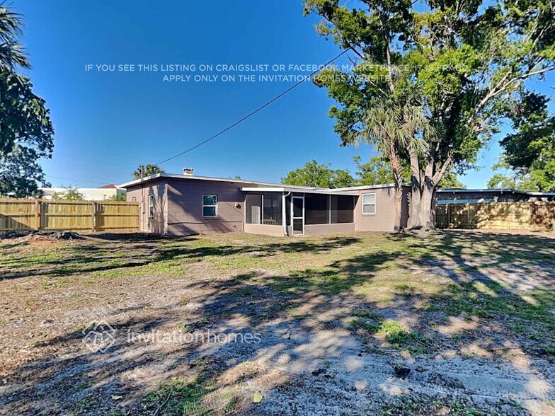 Building Photo - 6012 9th Ave N