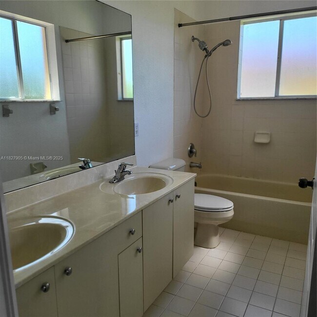 Building Photo - 21436 SW 85th Ct