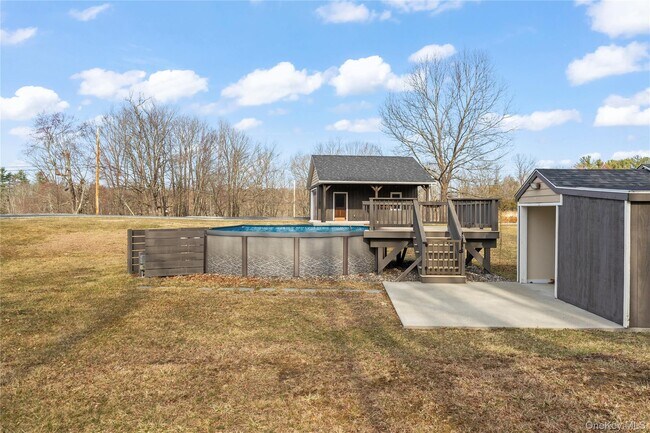 Building Photo - 177 White Schoolhouse Rd