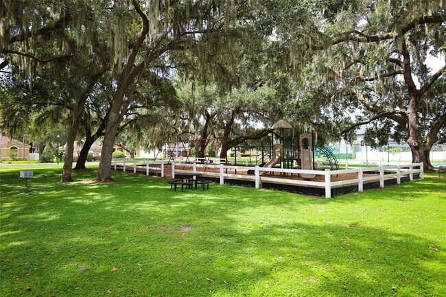 Building Photo - 1950 Big Cypress Dr