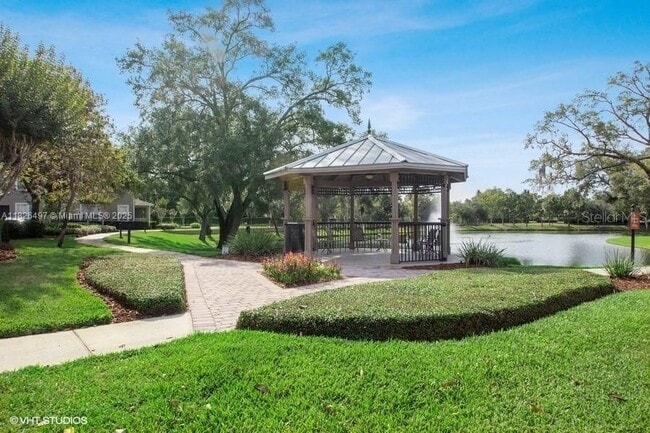 Building Photo - 604 Rogue Dr