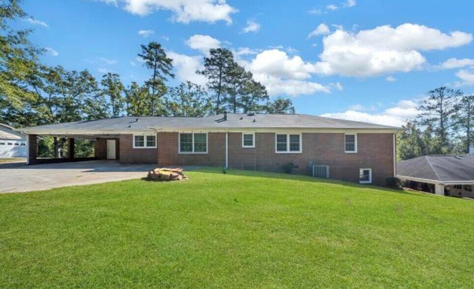 Building Photo - 780 Captain Kell Dr