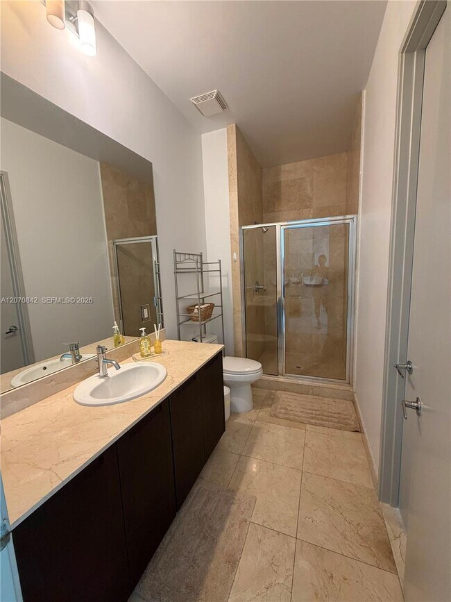 Building Photo - 150 Sunny Isles Blvd