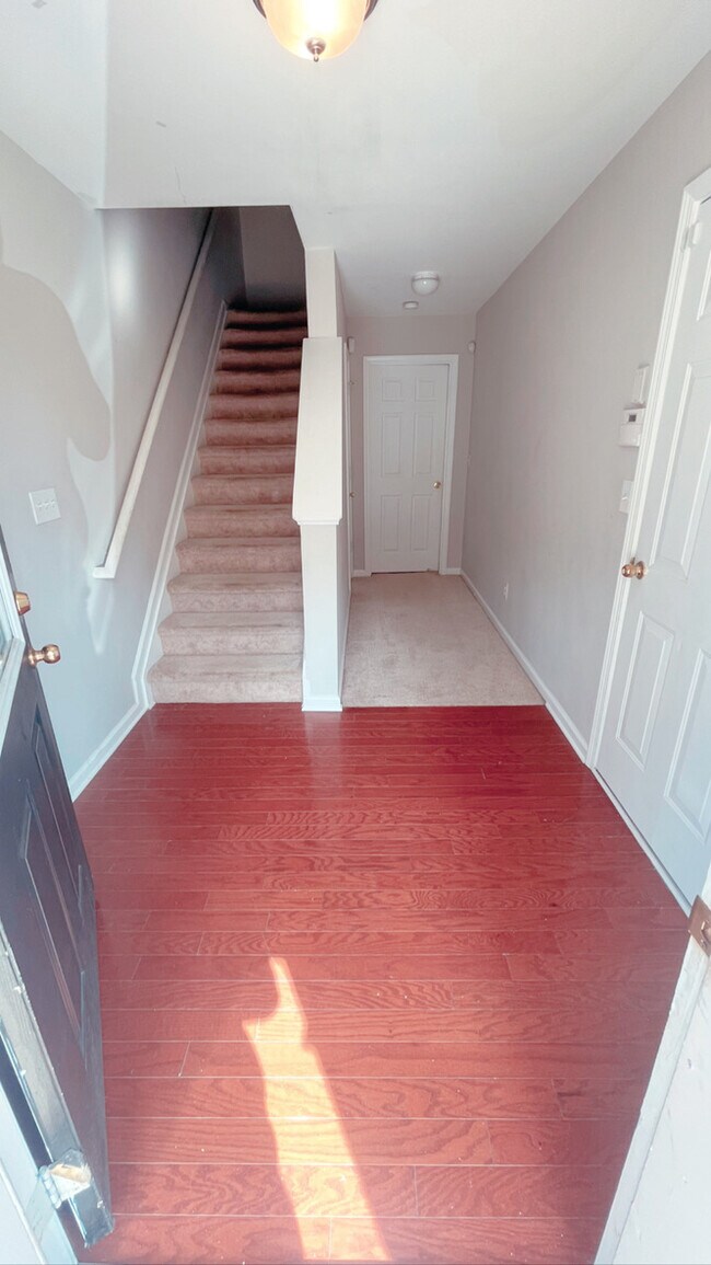 Entrance (1st FL) - 6895 Slate Stone Way SE