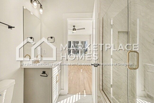 Building Photo - 978 Dozier Pl