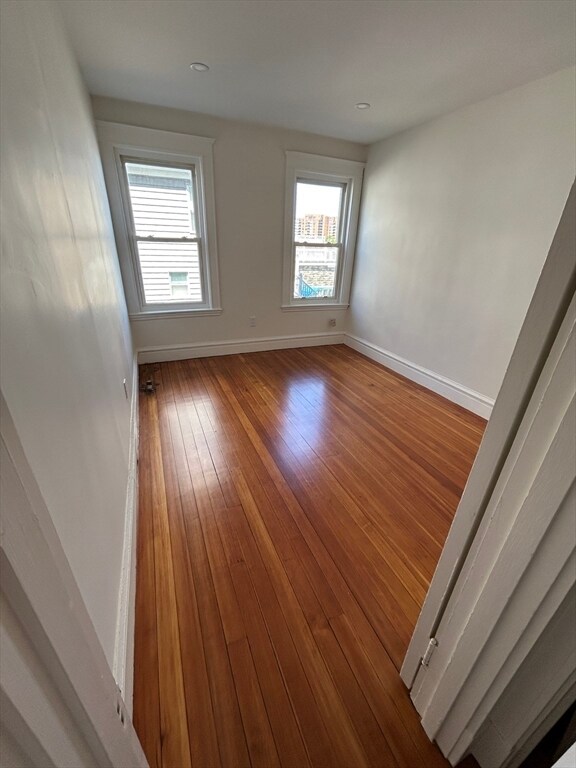 Building Photo - 105 Grovers Ave