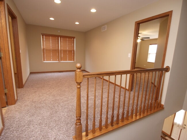 Building Photo - 8116 Bluestem Ave