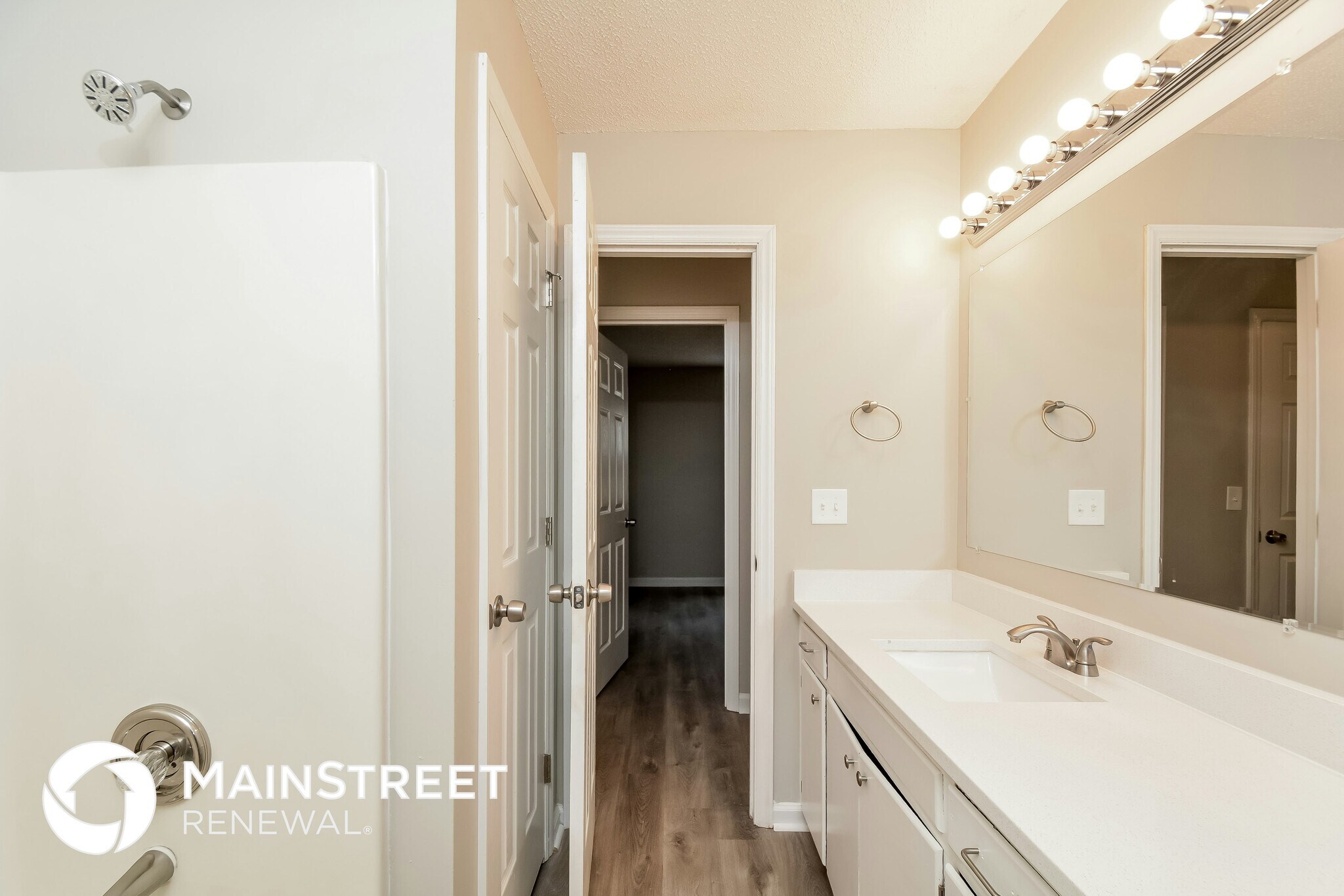 Building Photo - 638 Short Journey Rd