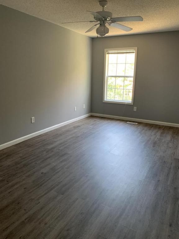 Building Photo - 127 Woodberry Dr