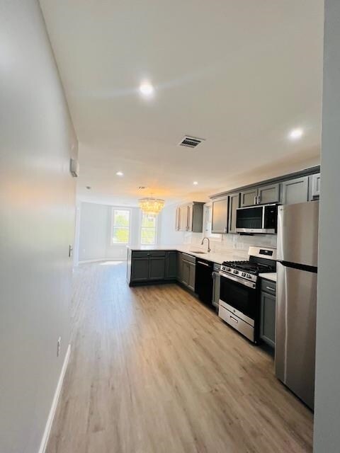 Building Photo - 607 Garfield Ave