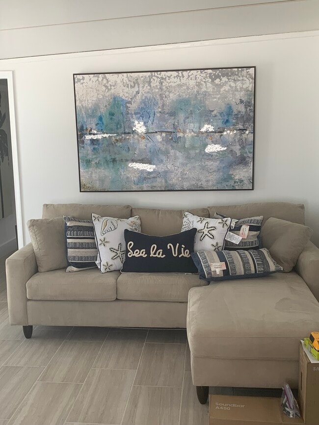 Building Photo - 55 Boca Chica Rd