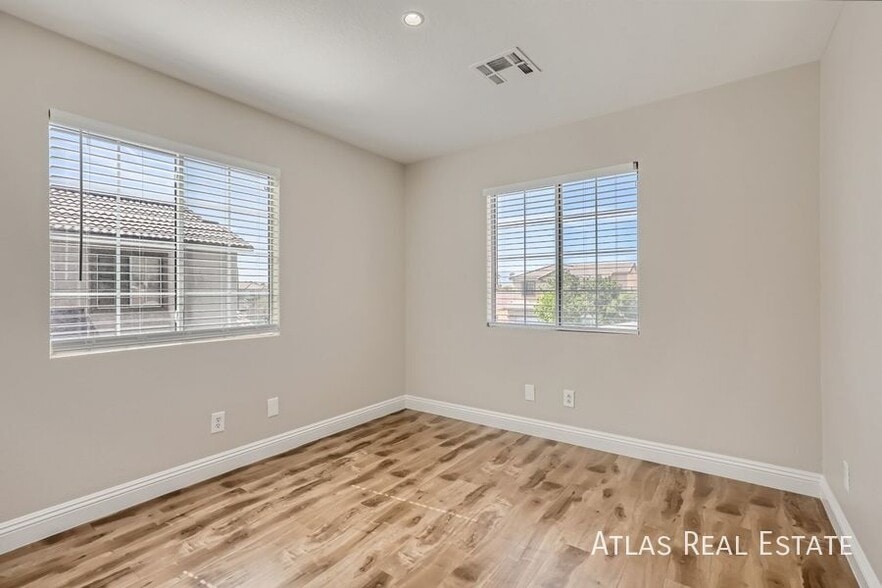 Building Photo - 6323 Yucca Valley Ct