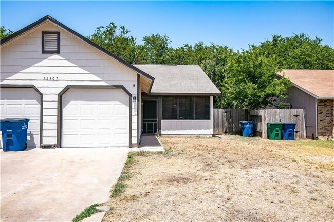 Primary Photo - 12407 Tree Line Dr
