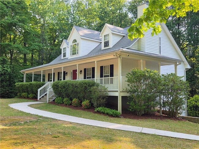 Building Photo - 3060 Glen Wallace Dr