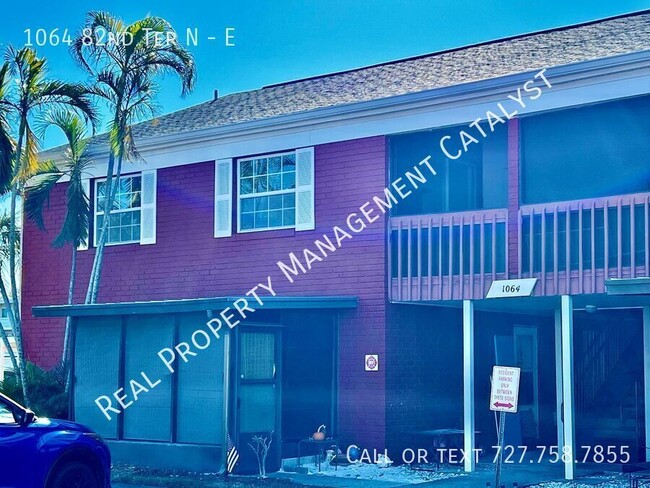 Building Photo - Move In Special - Lovely 1 Bed 1 Bath Cond...