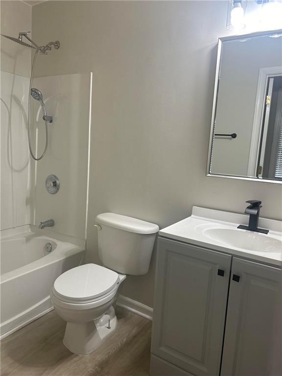 Building Photo - 2762 Parkway Cove