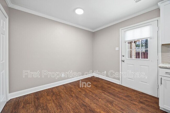 Building Photo - 1933 Ebenezer Rd