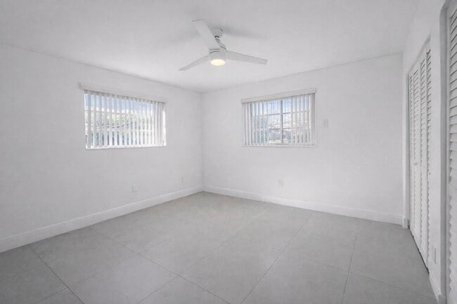 Building Photo - 2150 SW 72nd Ave