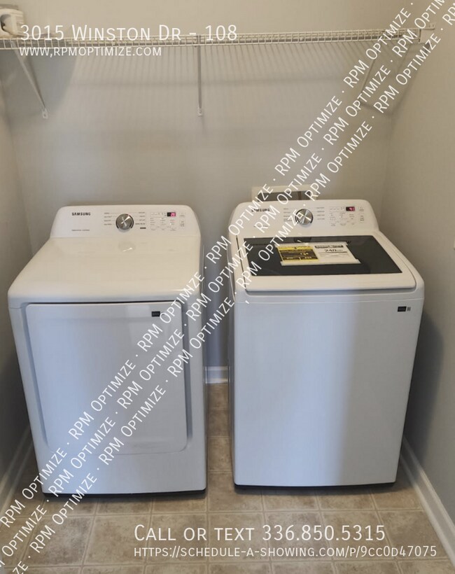 Building Photo - 3015 Winston Dr