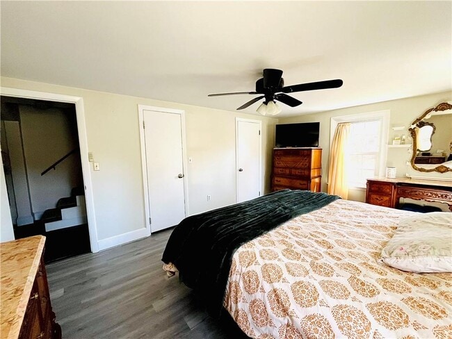 Building Photo - 109 Rogers Ave