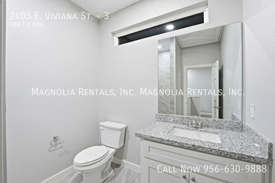 Building Photo - 2405 E Viviana St