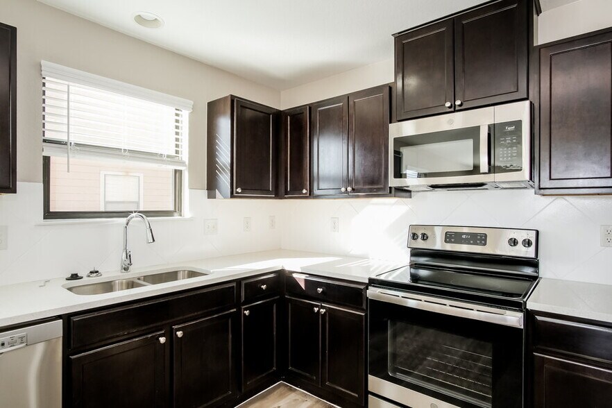 Building Photo - 250 Sheep Trail Dr