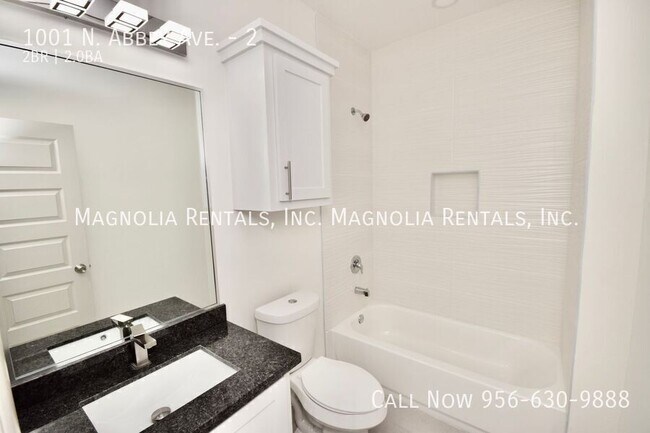 Building Photo - 1001 N Abbey Ave