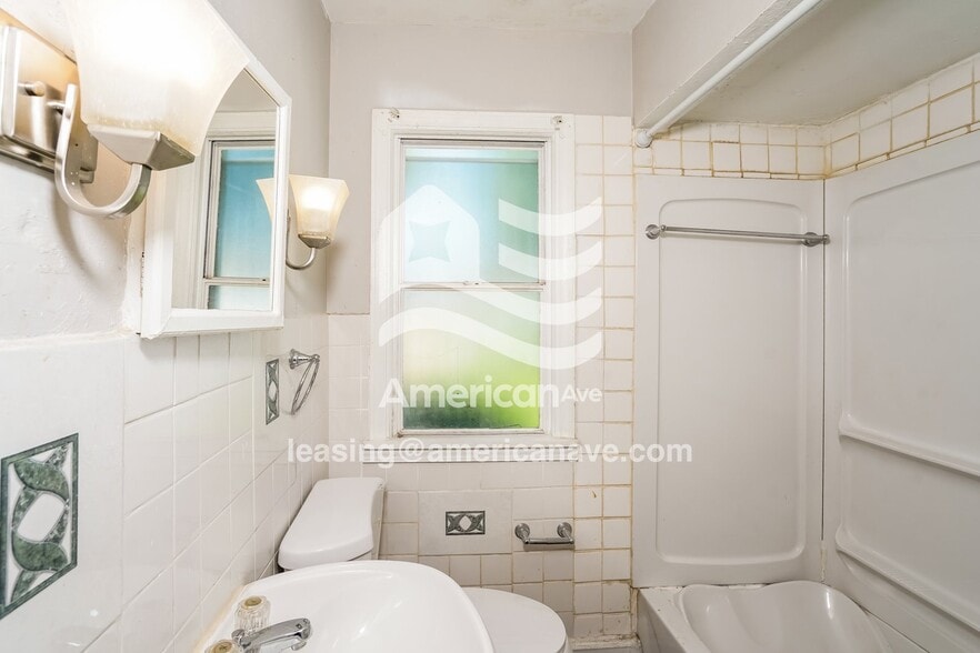 Building Photo - 4369 N 54th St