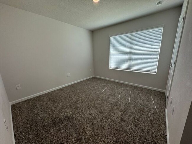 Building Photo - Pensacola - Deer Run - 4 bed, 2 bath w/ co...