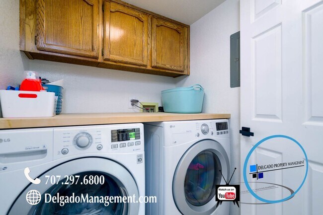 Building Photo - Gorgeous Glen Cove Property Available Soon!