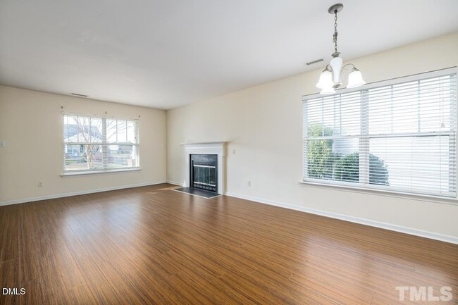 Building Photo - 3617 Hamilton Mill Dr