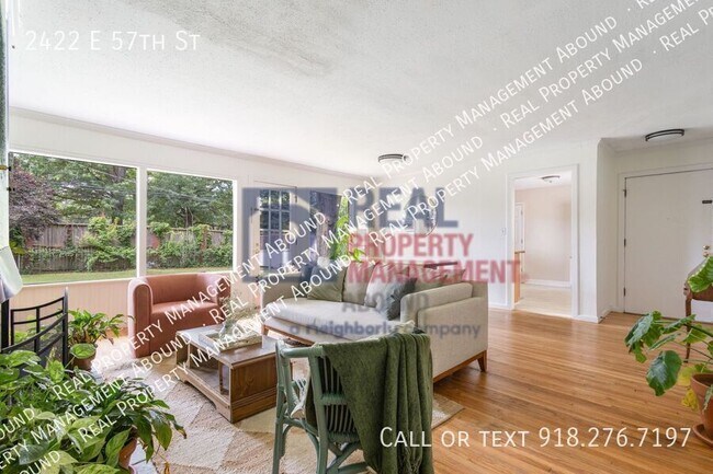 Building Photo - 2422 E 57th St
