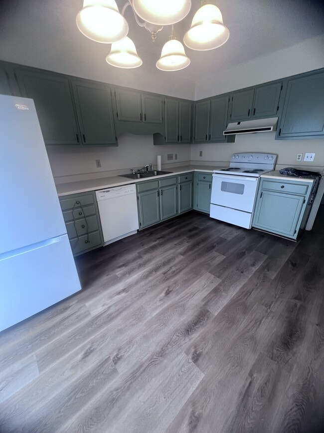 Building Photo - 1441 Bailey Cir