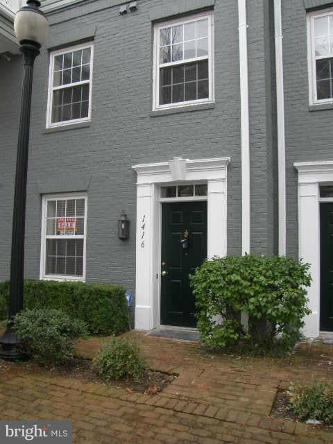 Primary Photo - 1416 Roundhouse Ln