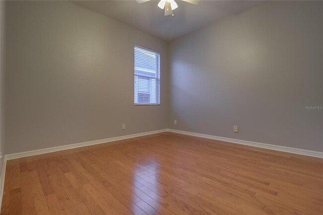Building Photo - 10215 Evergreen Hill Dr