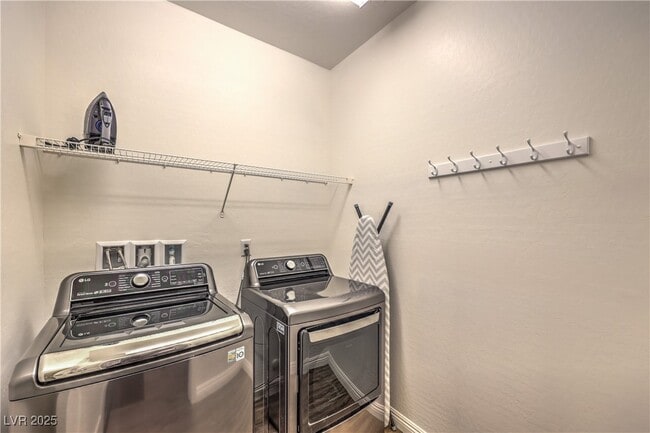 Building Photo - 2994 Gramsci Ave