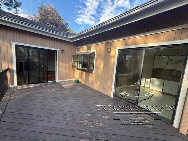 Building Photo - 17574 Patricia Way