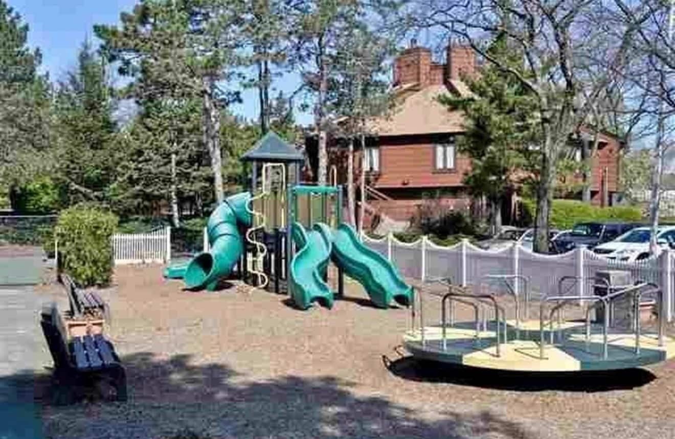 Building Photo - 228 Sandcastle