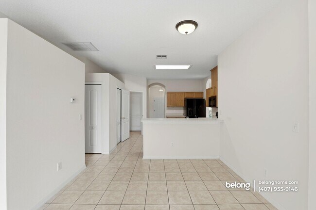 Building Photo - 1220 Cathcart Cir